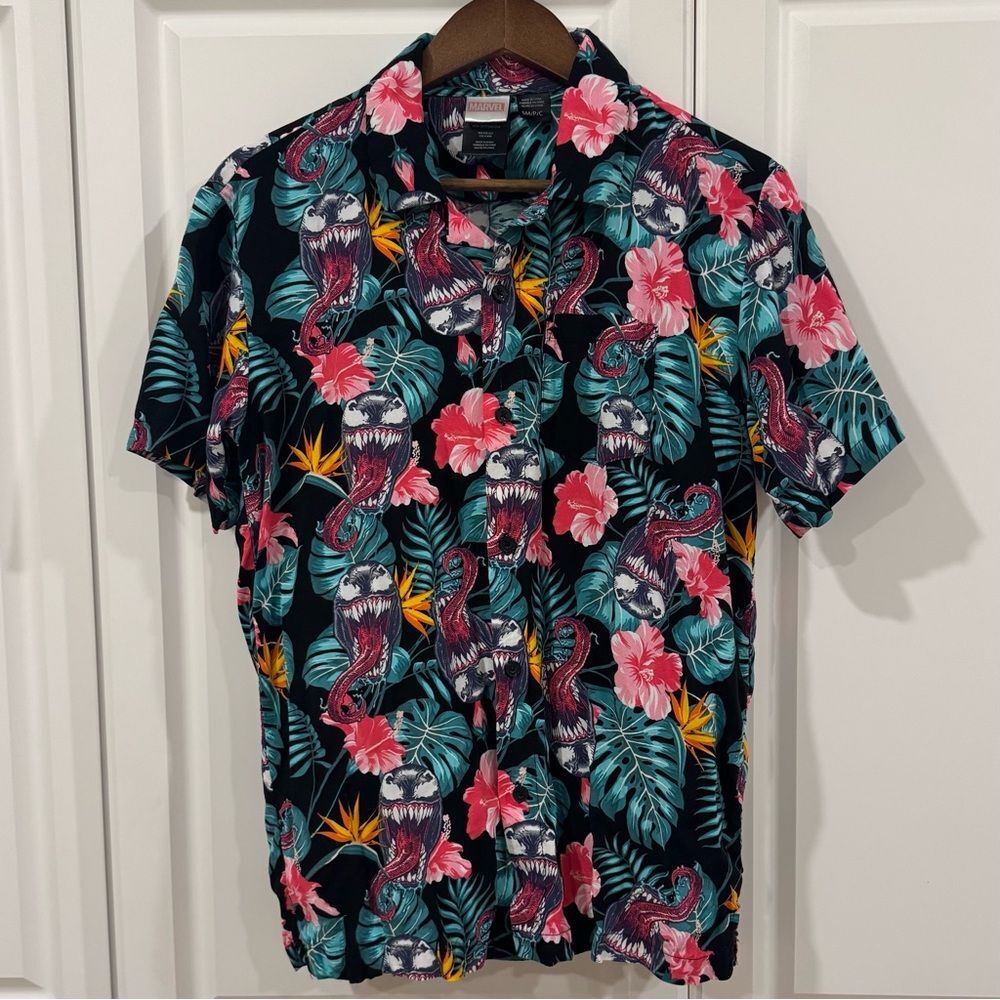 Marvel Venom Floral Men's Shirt - Pink, Green, Black